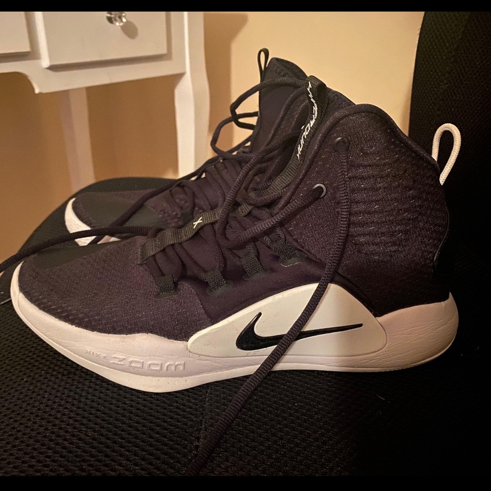 Nike Hyperdunk Basketball Sneakers
